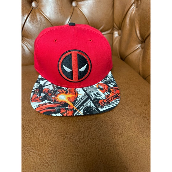 Marvel Deadpool Hat Red Character Graphic Snapback Baseball Cap - Picture 1 of 2